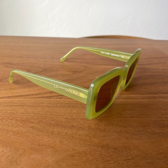 LU GOLDIE Mia Sunglasses - Leaf main image 6